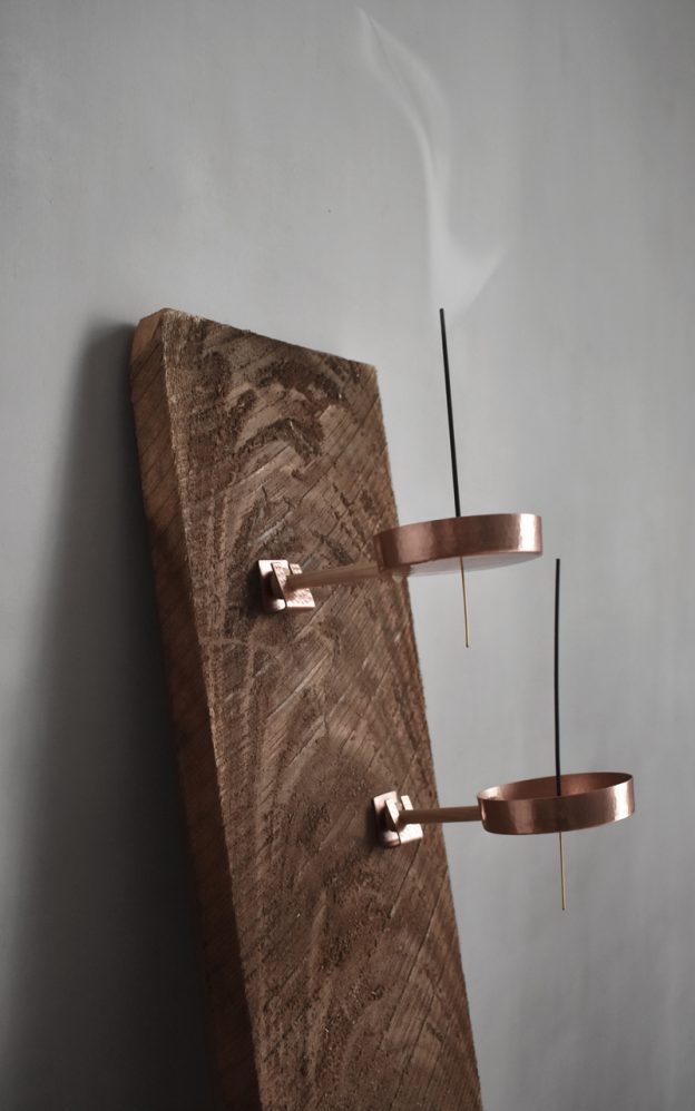 Humo – Incense holders by AURA CARPIO