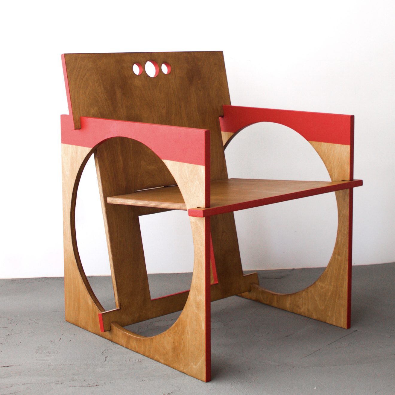 Sedia Tonda
by Danish Designer, Edoardo Lietti Studio