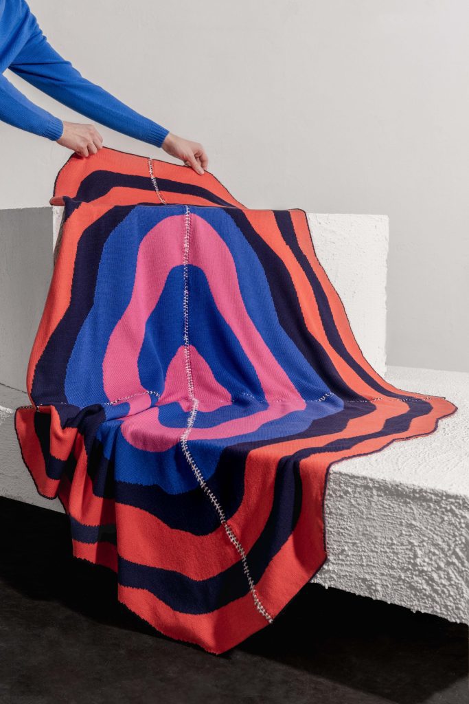 Blanket CN°1
by BOI