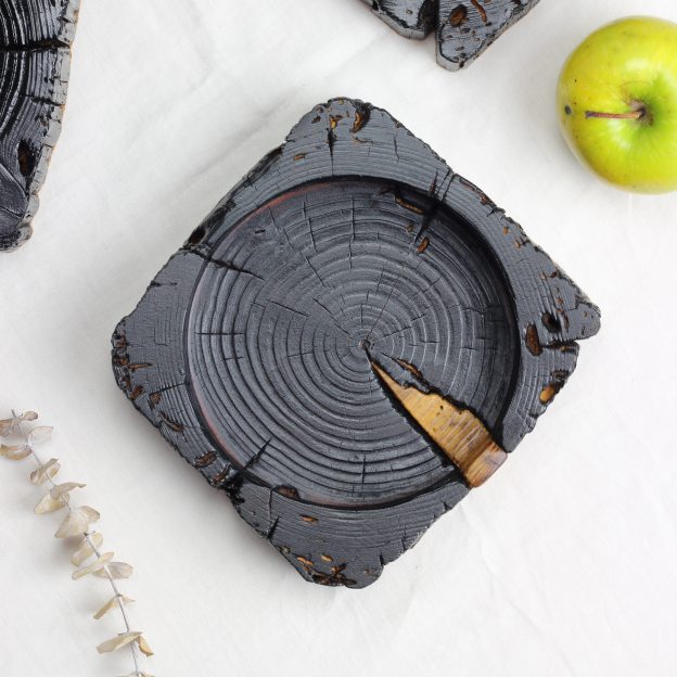Bruciata Wooden Tray
by Gábor Góbi