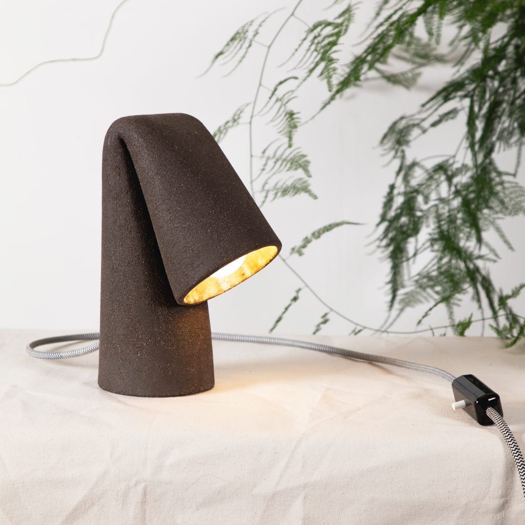 Melo Fold Desk Lamp by melo clay