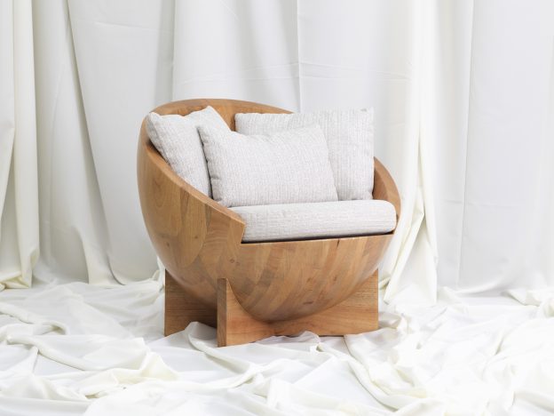 Sanctuary – Wood Cocoon Lounge Chairs
by furniture designers Laluz Handcraft