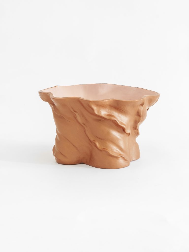Mantos Vase V – Handmade Ripple Ceramic Vase by YANKATU
