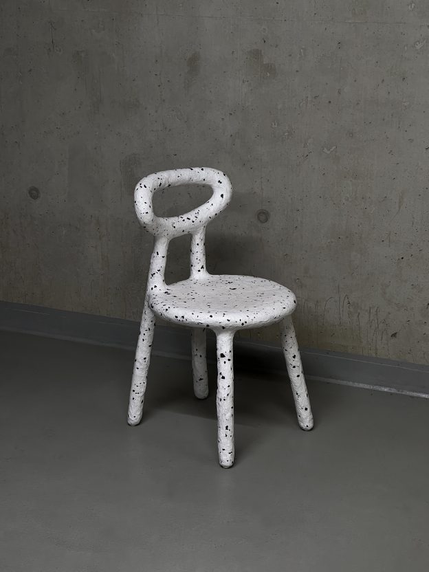 Stracciatella Papier-mâché Chair
by David Čáp