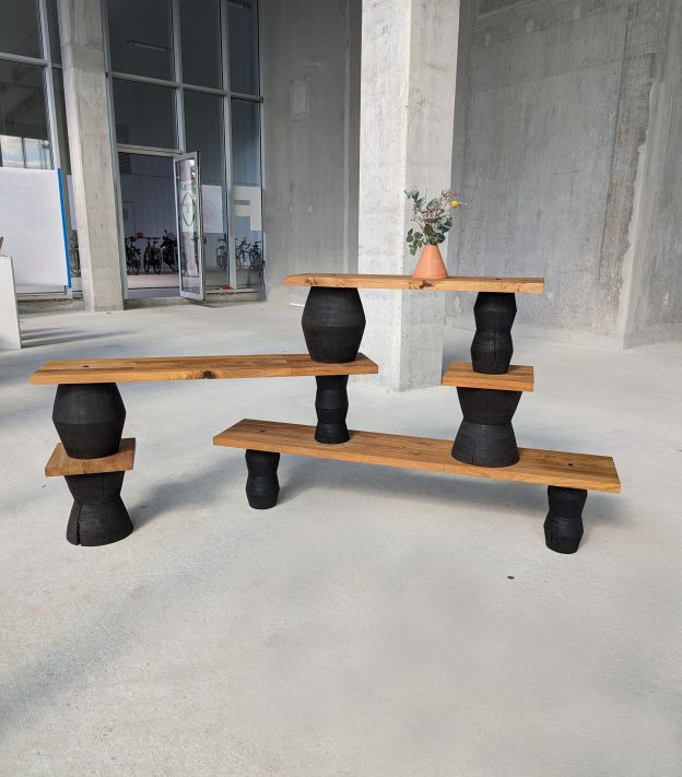 Mara No. 2 – Oak Wood Shelving Unit by Guillaume Thireau
