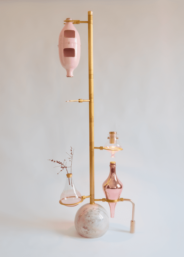 The Emotional Lab Light – Beige by Hania Jneid