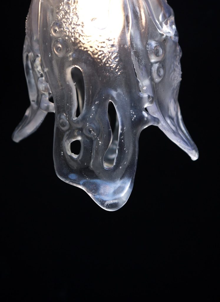 Hl_01 – Resin Hanging Light by Leo Maher