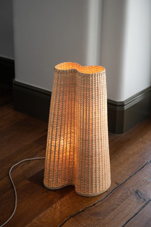 Hazel Wave No. 4 – Wicker Floor Lamp Diffused Light
by co/fab and Darja Malesic