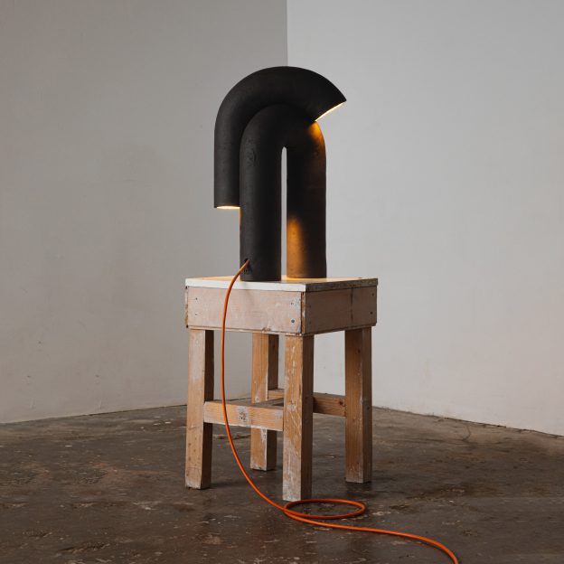 Pendulū – Neo-industrial Ceramic Lamp by melo clay