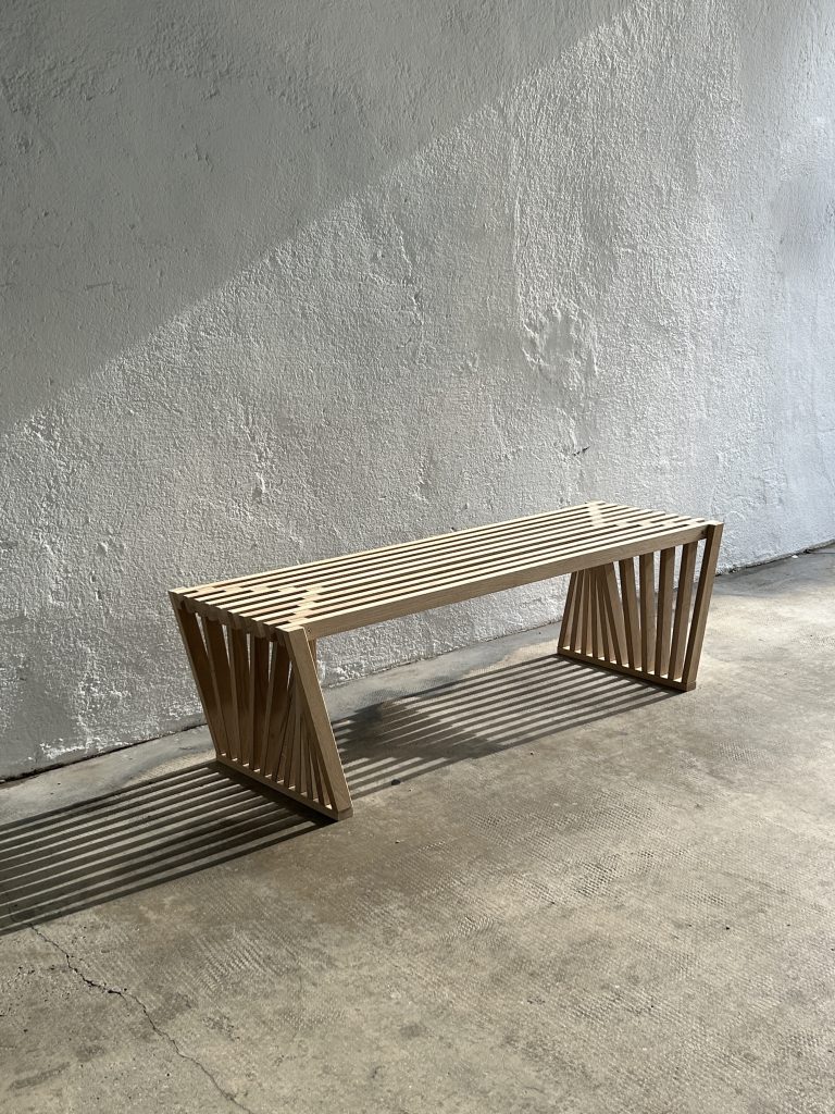 Hockdi – Oak Wood Bench