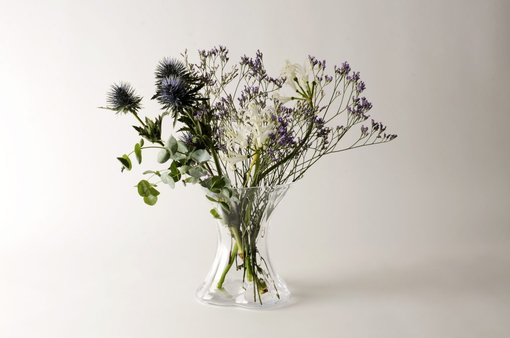 Tulpe – Glass Tulip Vases by Fvorm