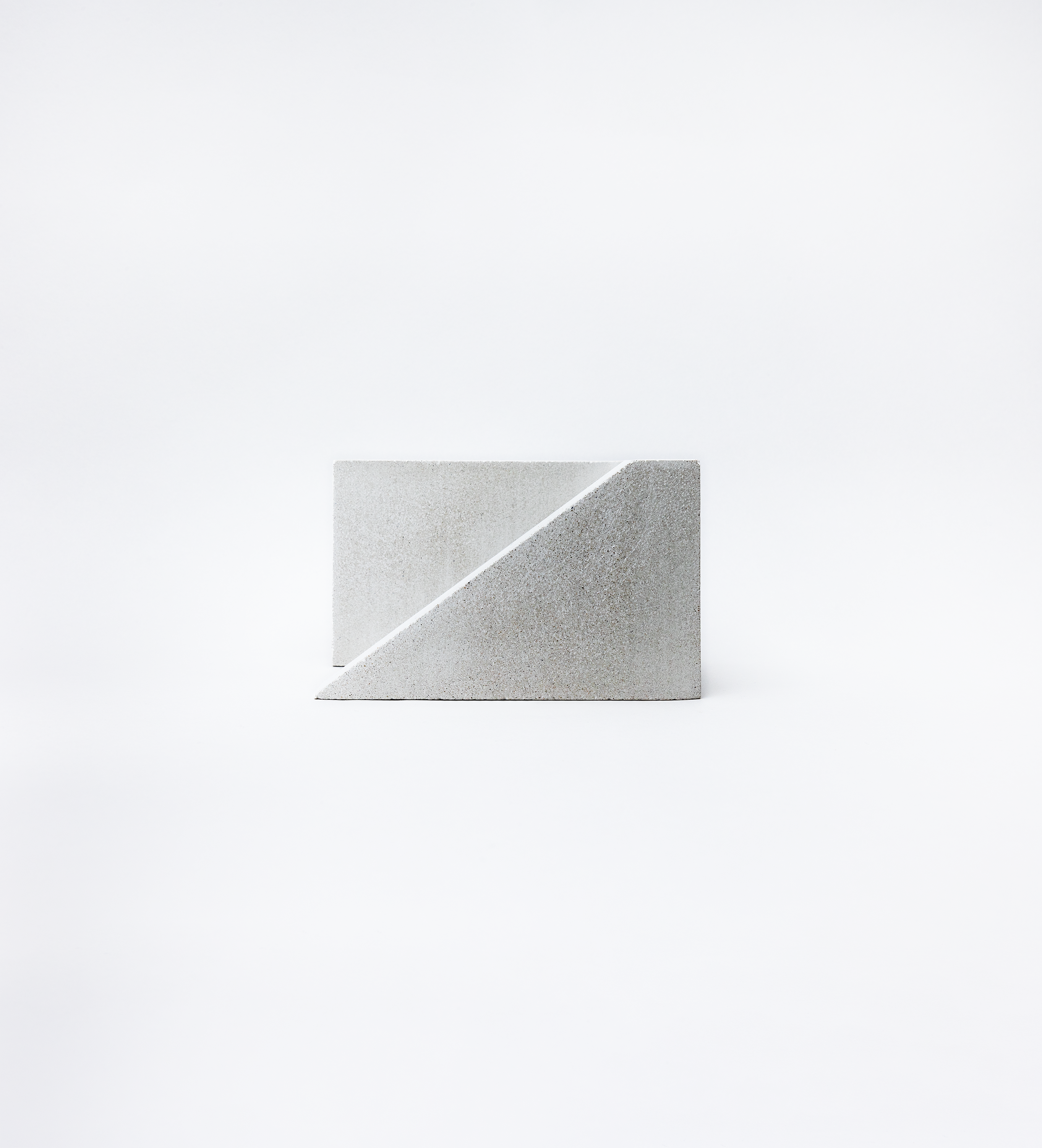 Chamber – Concrete Tealight Holder by Brutwax