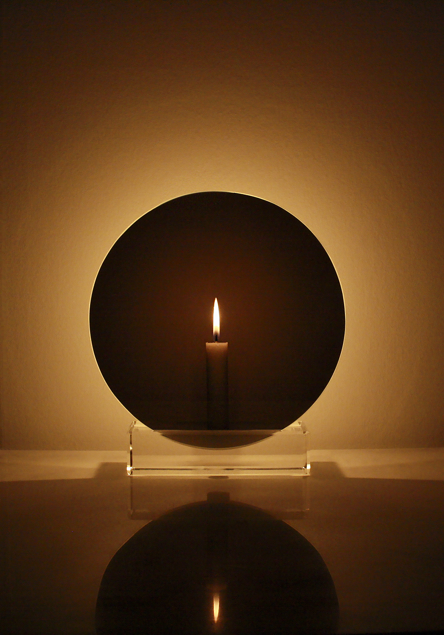 Spegla – Mirror & Candle Holder In Crystal Glass by Jochen Lavéno Mangelsdorff