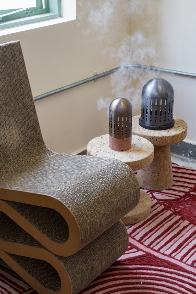 Medaillon – Incense Burner & Candle Holder
by Boo Design Studio
