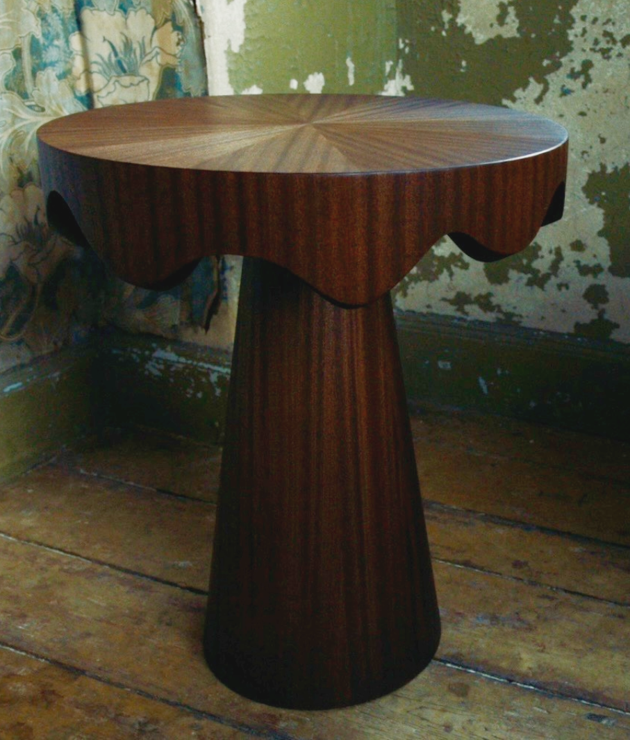 Dripotlé Mahogany Side Table