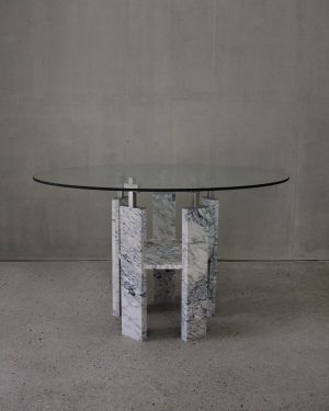 Sanctus Table