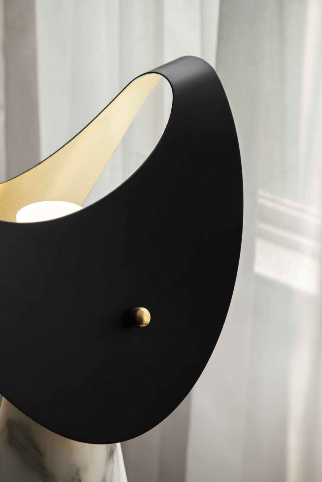 Le Lune - Marble Table Lamp — 2